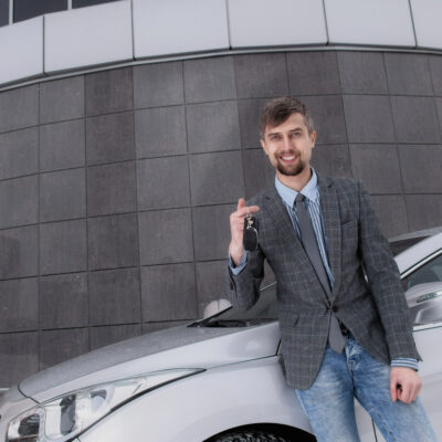 Pros and cons of financing and leasing a vehicle
