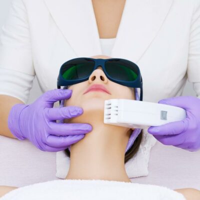 Tips to reduce pain during laser hair removal sessions