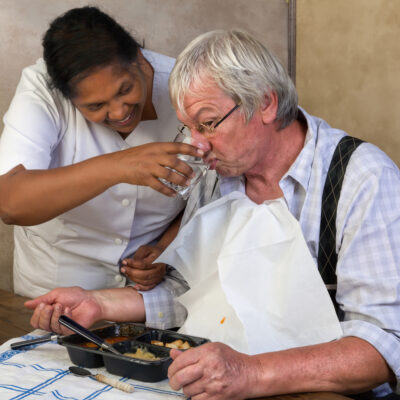 6 Early Signs Of Parkinson’s Disease